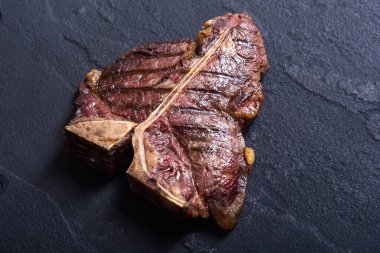 Izgara Dana biftek. T-Bone barbekü et 