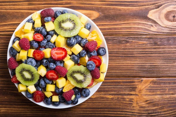 Čerstvé Ovoce Bobuloviny Salát Zdravými Vitaminové Jídlo Pozadí — Stock fotografie