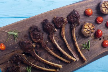 Izgara kaburga veya rack kuzu ve ingridient. Gıda arka plan