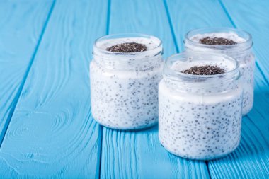 Chia tohum yogyrt puding. Sağlıklı gıda. Superfood