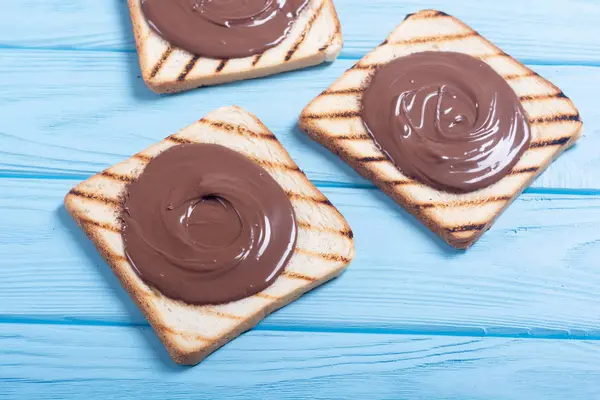 Nuss Nougat Sahne Sandwich Mit Schokolade — Stockfoto