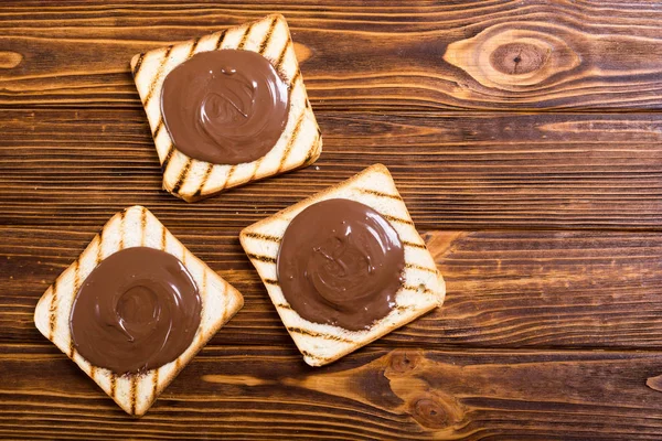 Møtrik Nougat Creme Sandwich Med Chokolade - Stock-foto