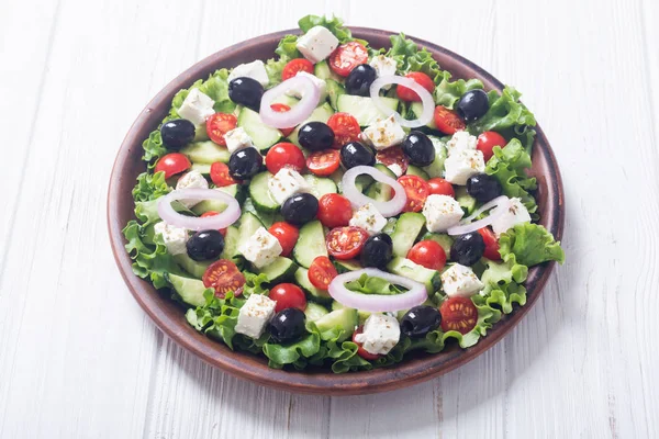 Insalata Greca Verdure Fresche Cibo Sano Sfondo Legno — Foto Stock