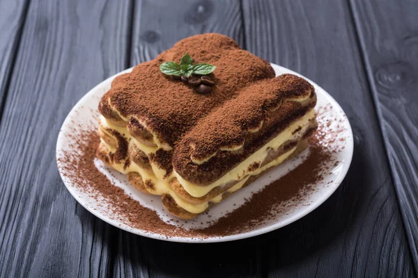 Gâteau Tiramisu Fait Maison Sucré Dessert Italien Contexte Alimentaire — Photo