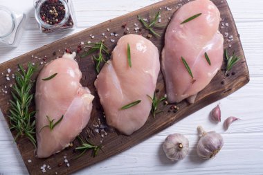 Madde ile çiğ tavuk göğsü (fileto). Et arka plan