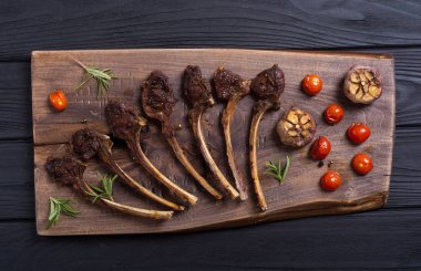 Izgara kaburga veya rack kuzu ve ingridient. Gıda arka plan