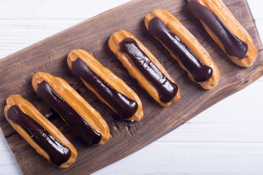 Fransız tatlı pasta çikolata ile .