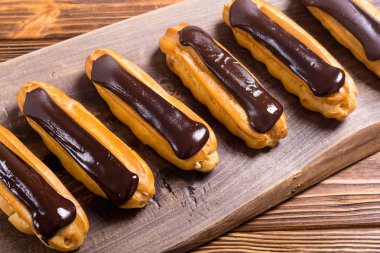 Fransız tatlı pasta çikolata ile .