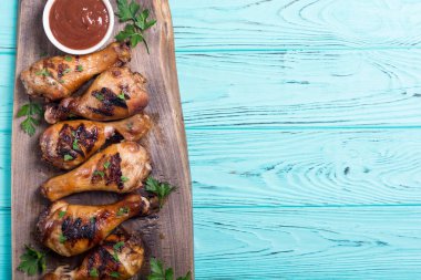 Tavuk budu barbekü gıda arka plan domates soslu ızgara