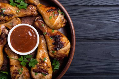 Tavuk budu barbekü gıda arka plan domates soslu ızgara