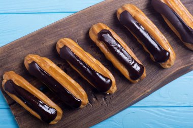 Fransız tatlı pasta çikolata ile .