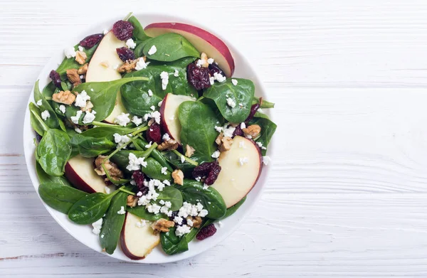 Salada Espinafre Outono Com Maçã Queijo Noz Cranberry Seco Alimentos — Fotografia de Stock