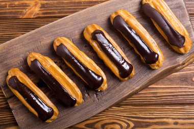 Fransız tatlı pasta çikolata ile .