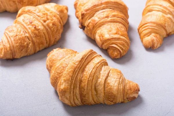 Délicieux Petit Déjeuner Français Croissants Sur Fond Bois — Photo