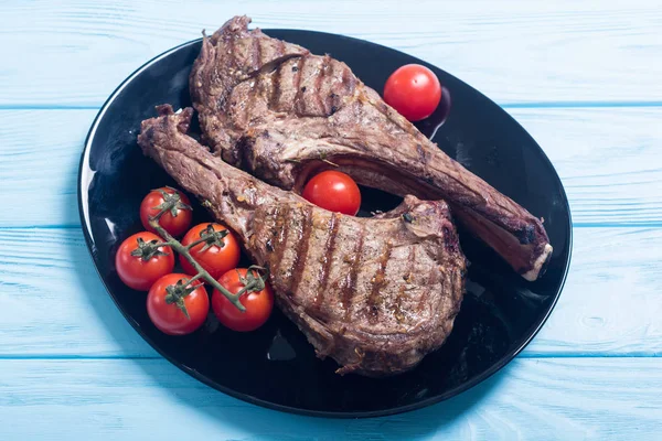 Grilled Beef Tomahawk Steak Bbq Food Background Plate — Stock Photo, Image