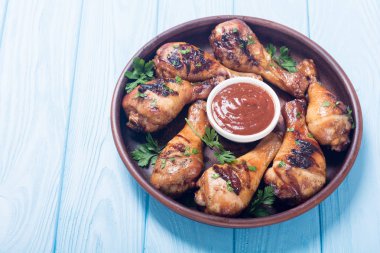 Tavuk budu barbekü gıda arka plan domates soslu ızgara