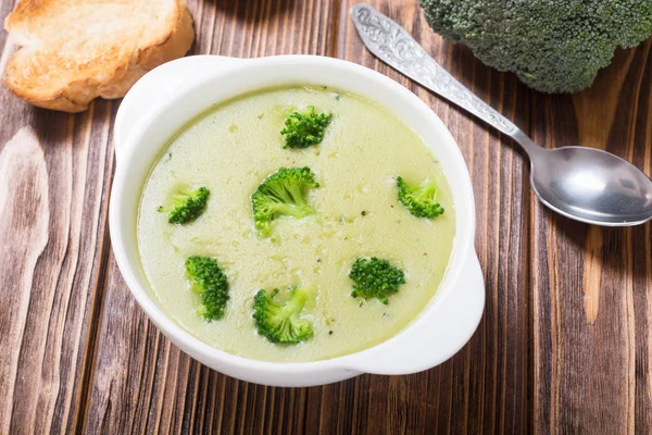 Verse Broccoli Crème Soep Kom Gezond Vegetarisch Eten — Stockfoto