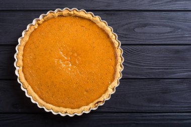 Ev yapımı Amerikan geleneksel kabak pasta. Sonbahar gıda arka plan