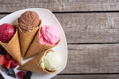 dondurma waffle koniler 