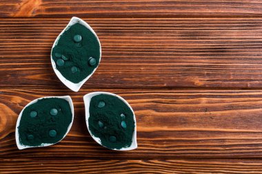 Haplarda yer spirulina ve spirulina