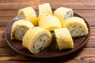 Ev yapımı Yumurta omlet rulo 