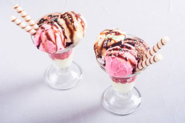Sundae buz creeam