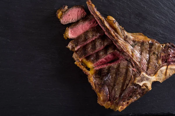 Grillad T-Bone Steak kött — Stockfoto