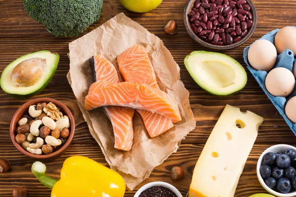 Keto diyeti. Sağlıklı arka plan . 