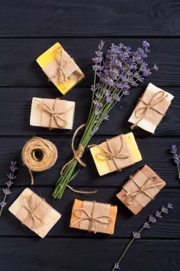 Lavander ile el yapımı doğal sabun 