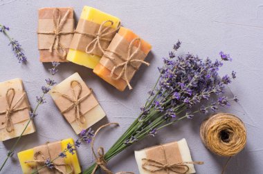 Lavander ile el yapımı doğal sabun 