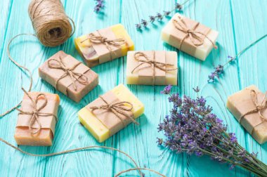 Lavander ile el yapımı doğal sabun 