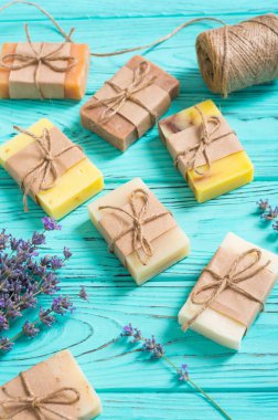 Lavander ile el yapımı doğal sabun 