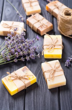 Lavander ile el yapımı doğal sabun 