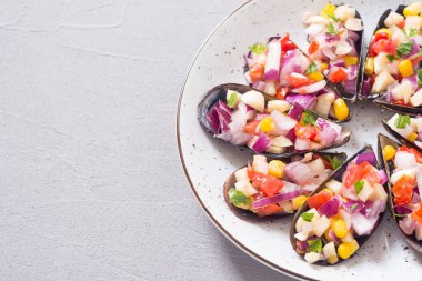 Midye ile geleneksel Peru gıda arka planı