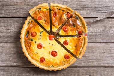Domates ile Ispanak Quiche lorraine