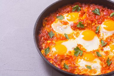 Geleneksel İsrail gıda Shakshuka 