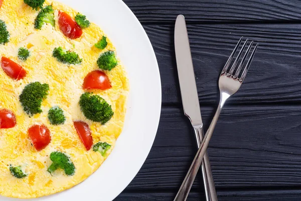 Petit Déjeuner Italien Sain Omelette Brocoli Tomates Cerises — Photo