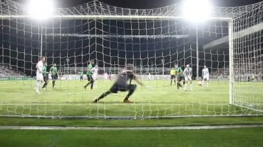 Rijeka, Hırvatistan - 2 Ağustos 2015: futbol maçı Hnk Rijeka Hnk Lokomotiva (ilk Hırvat Futbol Ligi) Rijeka, Hırvatistan.