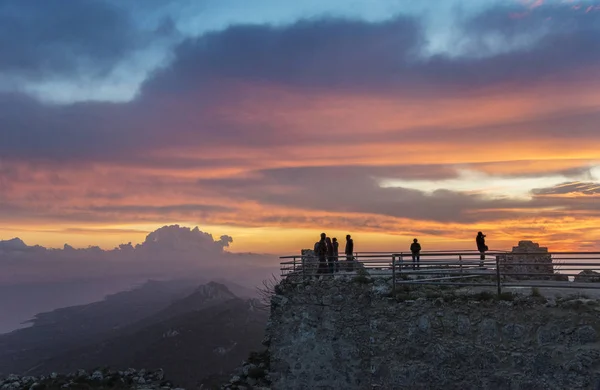 Encontro Madrugada Das Muralhas Castelo Kantara Norte Chipre Fotógrafos Silhuetas — Fotografia de Stock