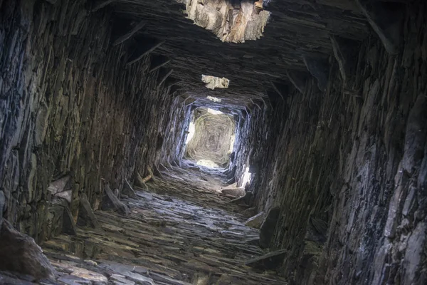 Binnenaanzicht van de Tusheti toren — Stockfoto