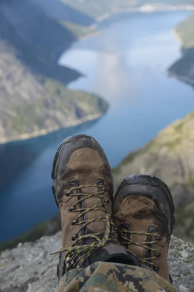 Noorwegen trekking-fjorden, bergen — Stockfoto