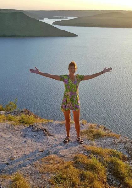 Happy Girl Agaist Beautiful Fiord Woman Dressed Bright Summer Dress — Stock Photo, Image