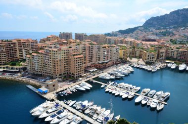 Panoramik Marina ve yat ile denizin Monaco,France.Aerial görünümünde Fontvieille 