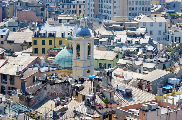上からジェノヴァの歴史的中心部の街並み イタリア 航空写真 — ストック写真