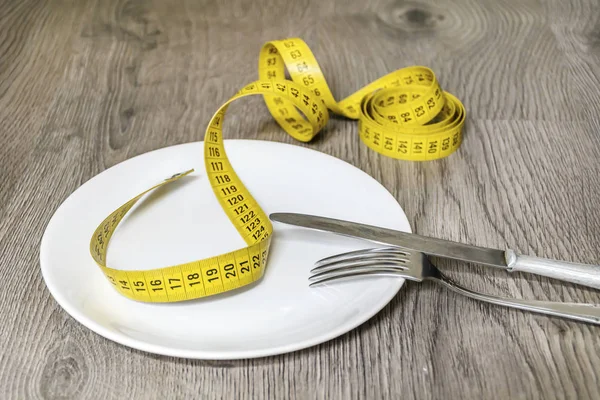 Odchudzanie Dieta Koncepcja Pustej Płyty Taśma Pomiarowa — Zdjęcie stockowe