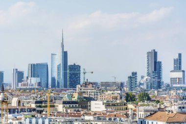 Milan, İtalya - 27 Haziran 2018: Milan manzarası ile Modern gökdelenler, Porto Nuovo iş bölgesinde, Kuzey İtalya. 