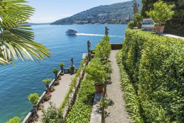 Körfezdeki güzel tropikal plaj