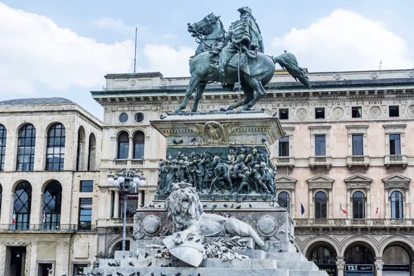 Milan Olaszország 2018 Június Király Vittorio Emanuel Piazza Del Duomo — Stock Fotó