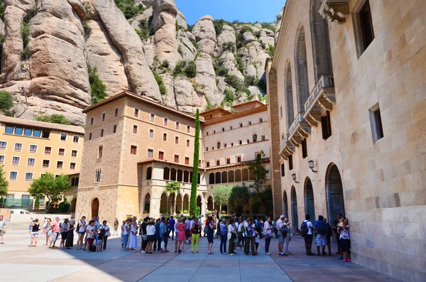 Μοντσεράτ Ισπανία Ιουνίου 2016 Santa Maria Montserrat Monastery Και Βουνά — Φωτογραφία Αρχείου