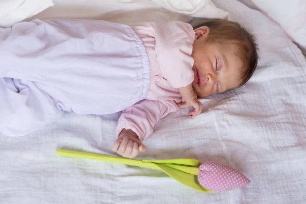 Dormir Niña Recién Nacida — Foto de Stock